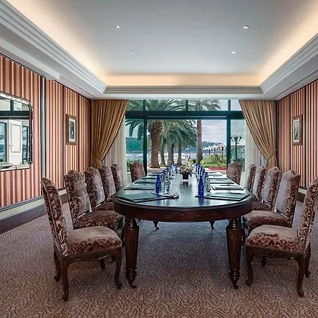 Ciragan Palace Kempinski Hotel