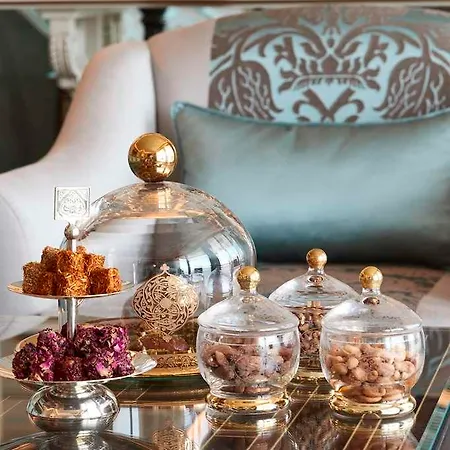 Ciragan Palace Kempinski מלון
