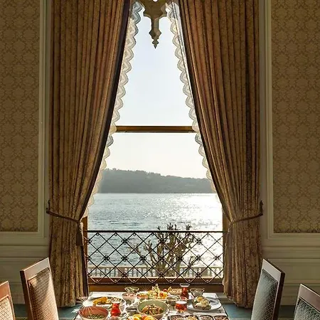çırağan Palace Kempinski Otel 5*