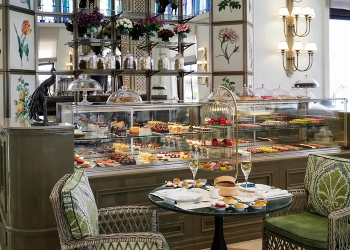 شيراغان بالاس كمبنسكي اسطنبول