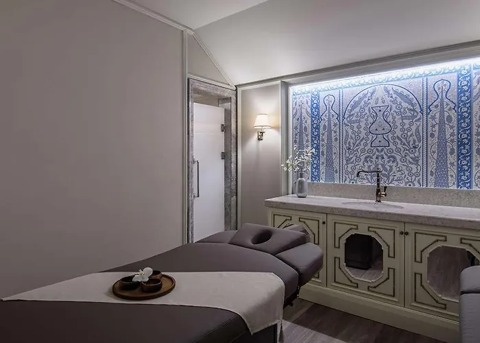 شيراغان بالاس كمبنسكي فندق 5*