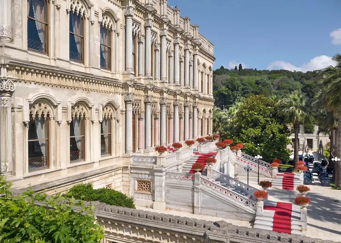 فندق شيراغان بالاس كمبنسكي 5*