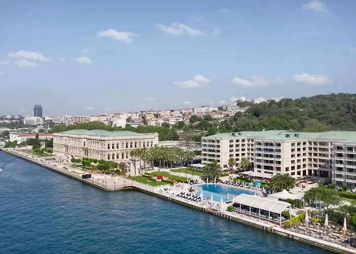 شيراغان بالاس كمبنسكي فندق