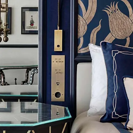 מלון Ciragan Palace Kempinski 5*