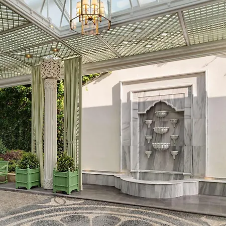 çırağan Palace Kempinski 5*